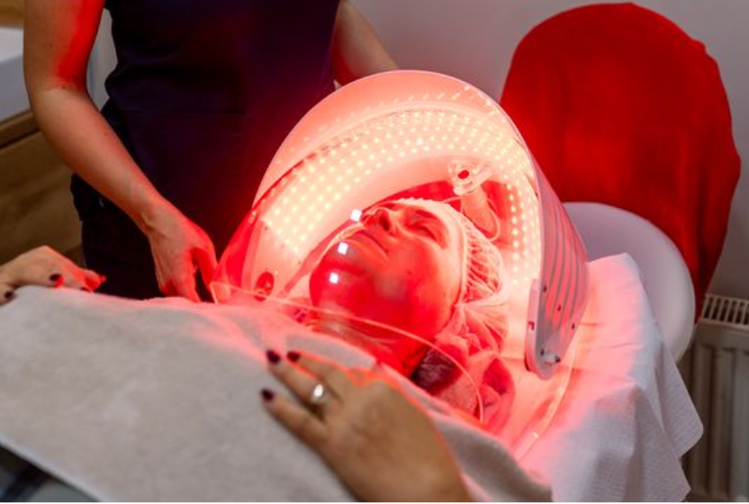 LED tretman za rozaceu i crvenilo — Jajetić Health & Beauty Centar
